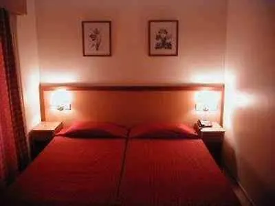 Residencial Estoril מלון 2*